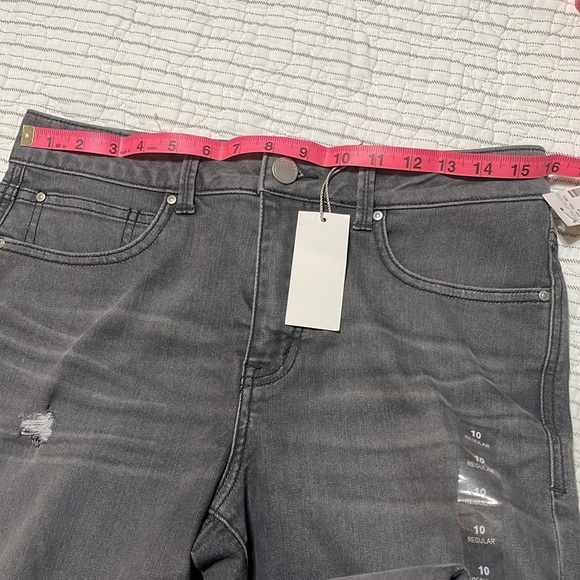 NWT Maurices Everflex Super Skinny High Rise Distressed Denim Jeans 10 Regular - Picture 9 of 11